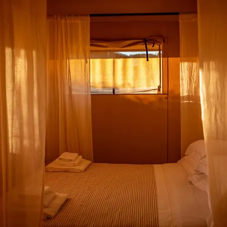 & Glamping Terre Di Sacra In Toscana *
