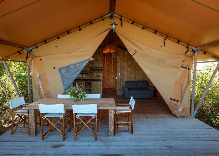 & Glamping Terre Di Sacra In Toscana Semesterpark