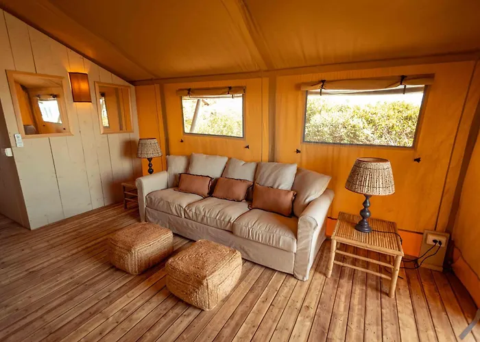 & Glamping Terre Di Sacra In Toscana